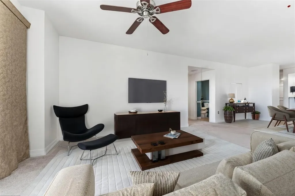 628 Cleveland Street Clearwater FL 33755