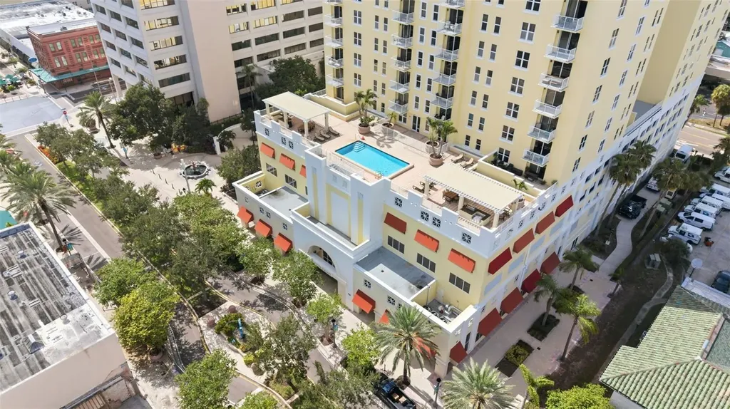 628 Cleveland Street Clearwater FL 33755