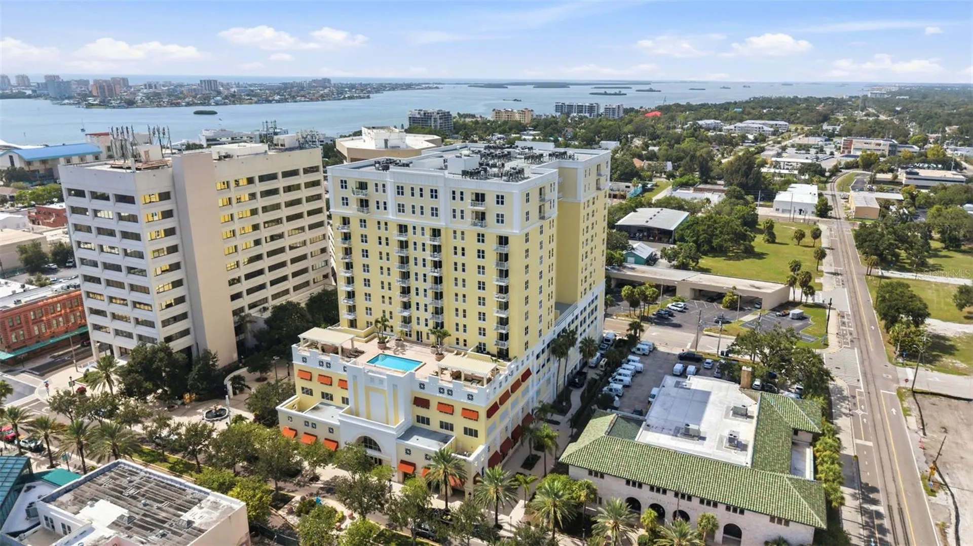 628 Cleveland Street Clearwater FL 33755