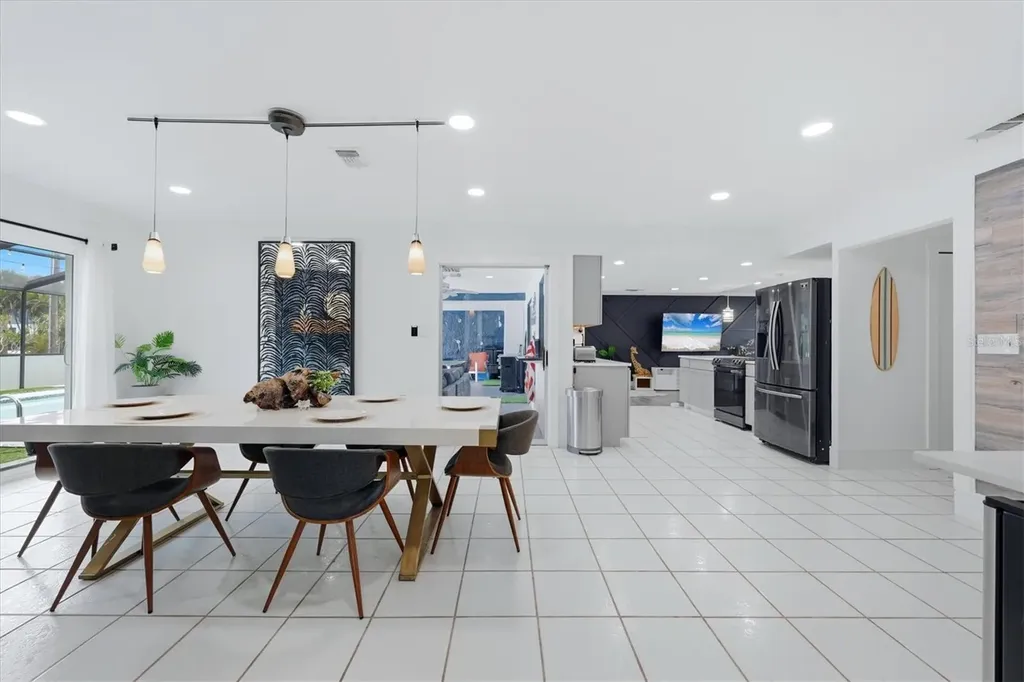 3615 Egerton Circle Sarasota FL 34233
