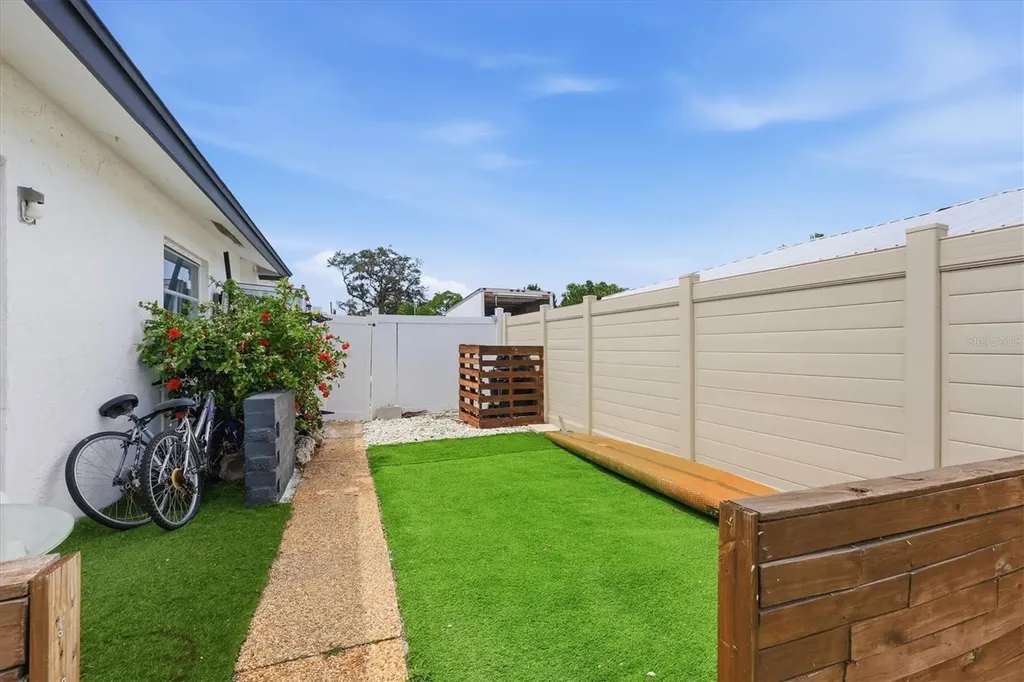 3615 Egerton Circle Sarasota FL 34233