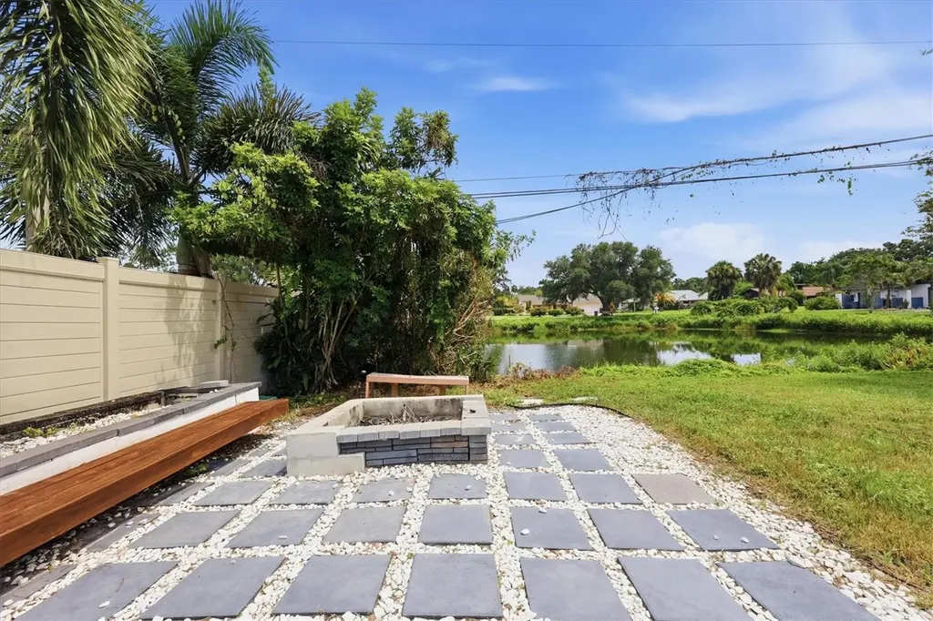 3615 Egerton Circle Sarasota FL 34233