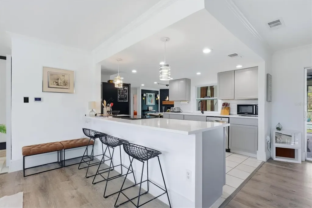3615 Egerton Circle Sarasota FL 34233