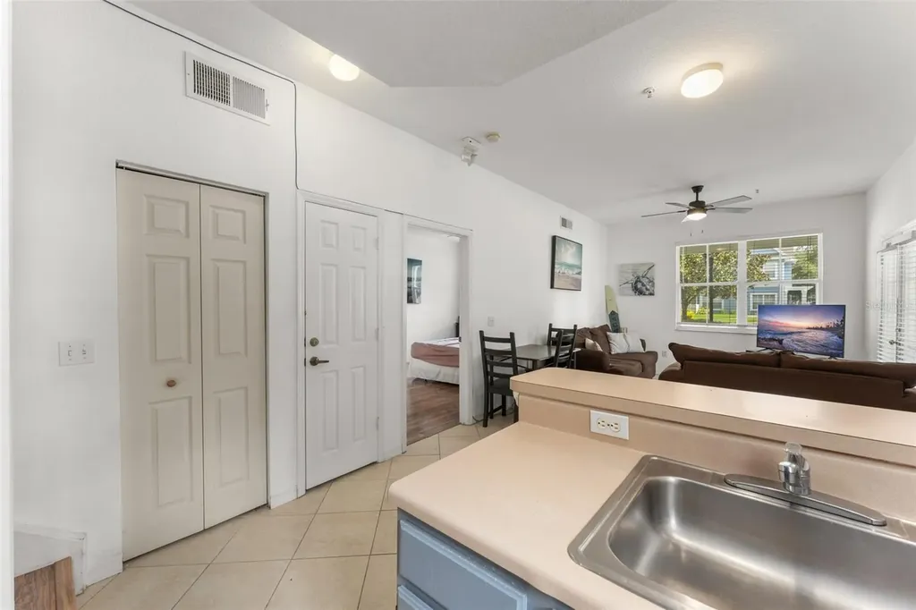 4000 Venetian Bay Drive Kissimmee FL 34741