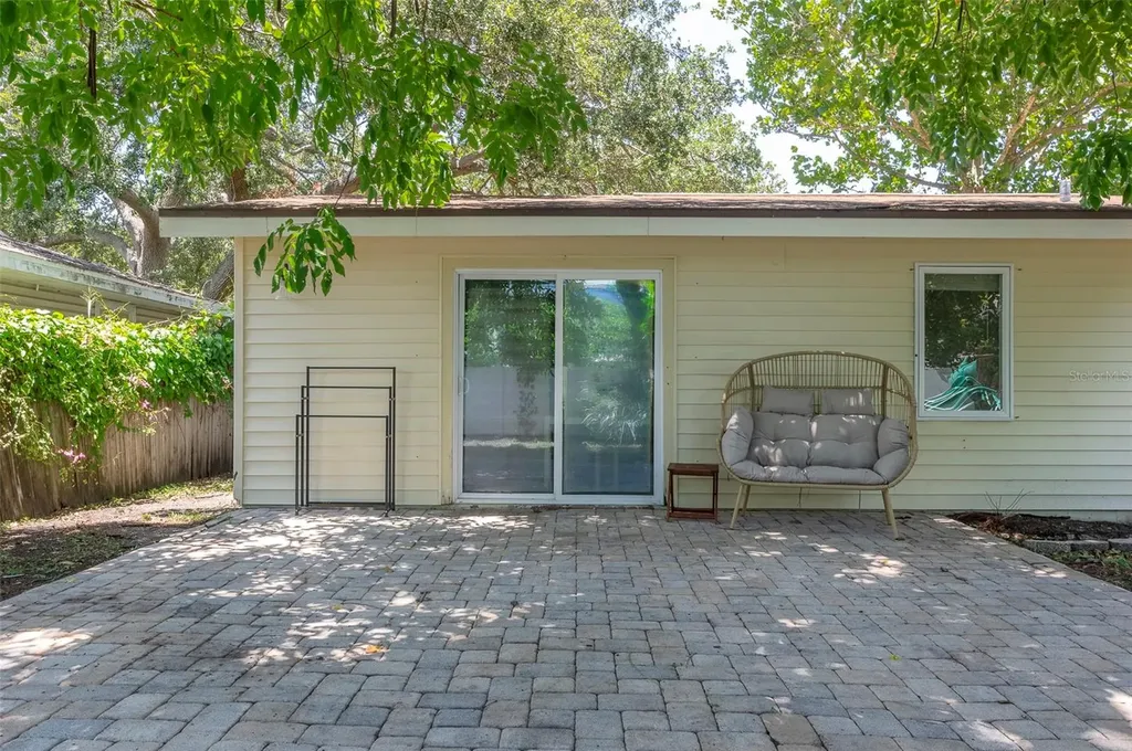 1744 26th Avenue N St Petersburg FL 33713