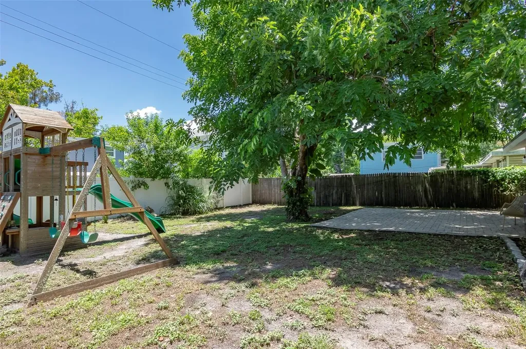 1744 26th Avenue N St Petersburg FL 33713