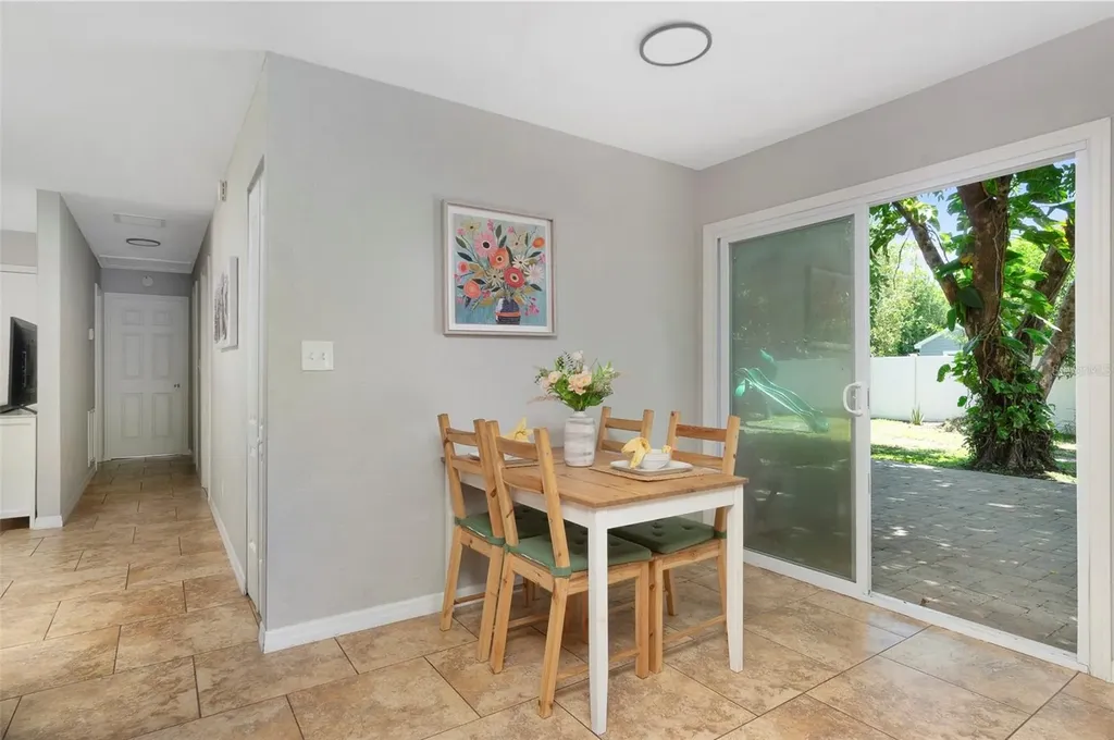 1744 26th Avenue N St Petersburg FL 33713