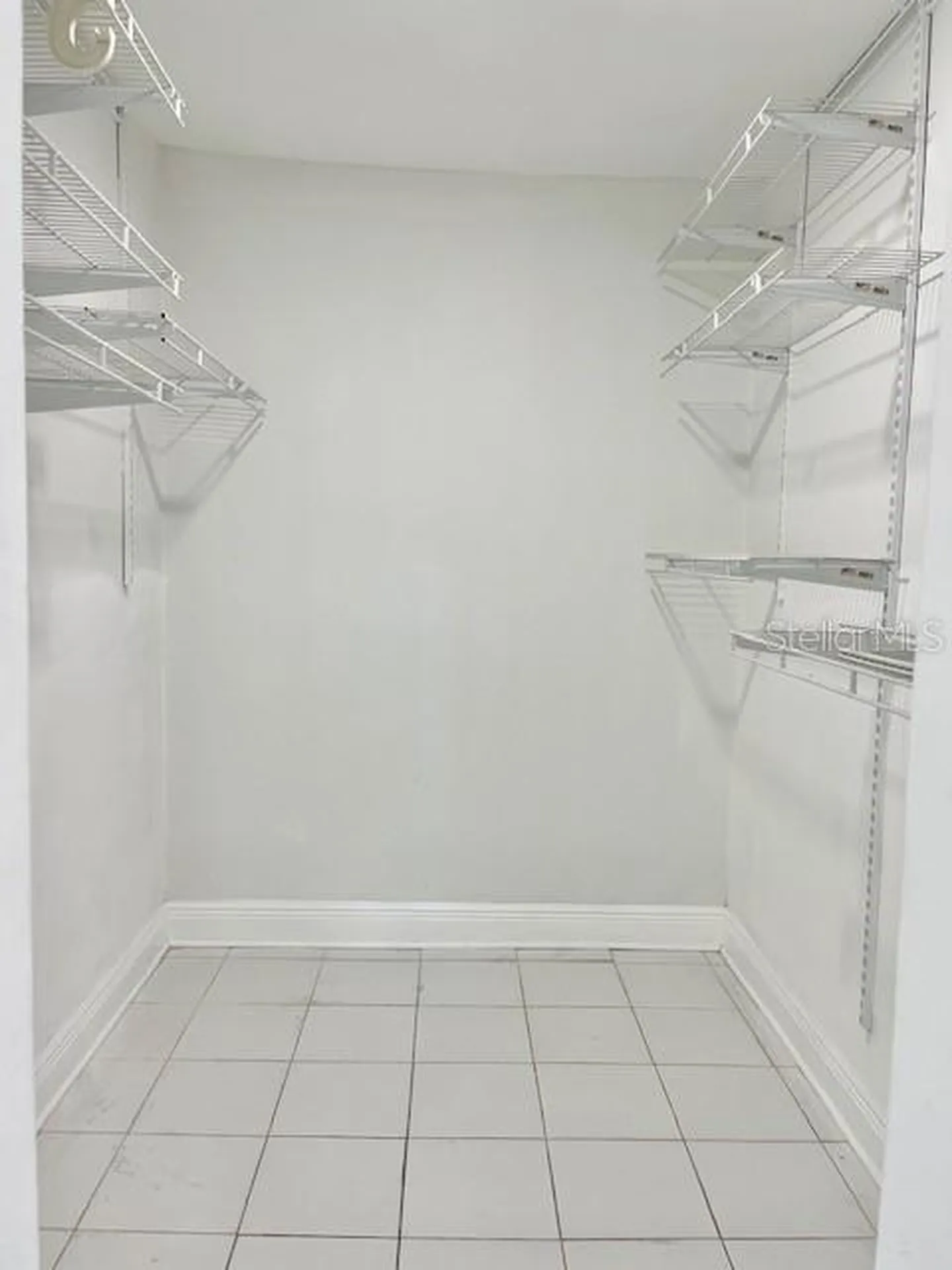 9015 Westchester Circle Tampa FL 33604