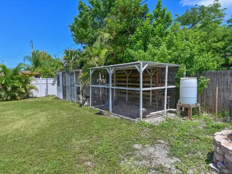 5812 2nd Avenue NW Bradenton FL 34209