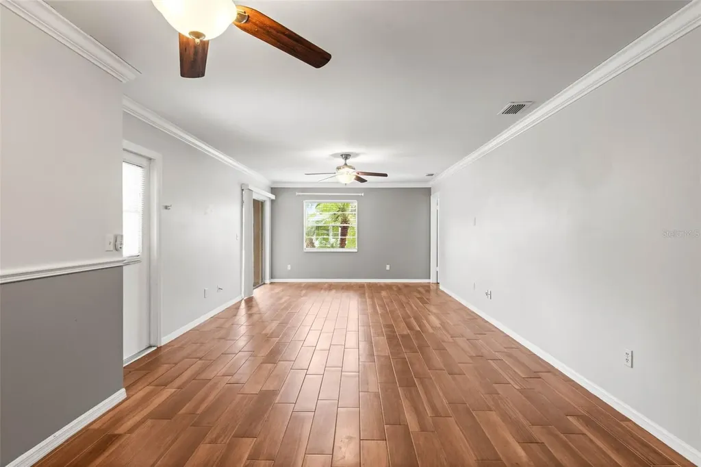 2011 Hadrian Court Sun City Center FL 33573