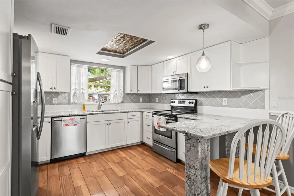 2011 Hadrian Court Sun City Center FL 33573