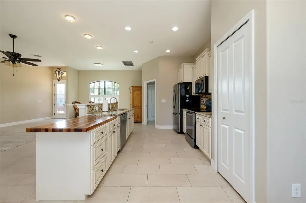 545 Pembroke Drive Port Charlotte FL 33954