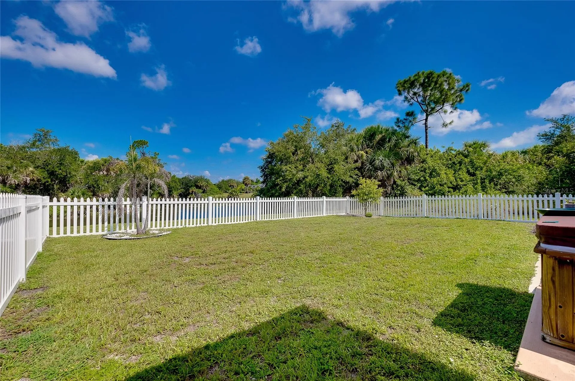 545 Pembroke Drive Port Charlotte FL 33954