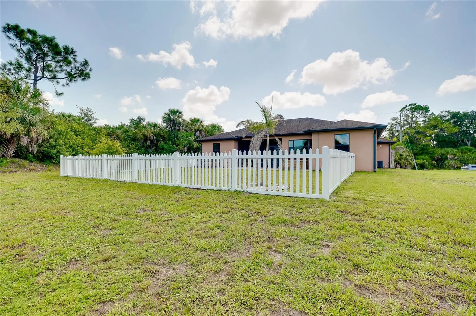 545 Pembroke Drive Port Charlotte FL 33954