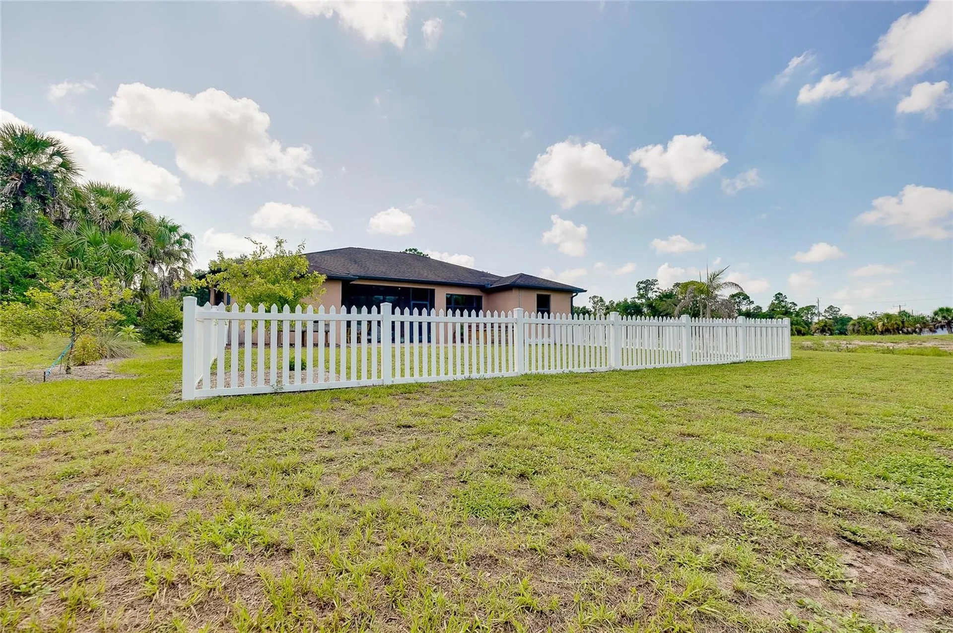 545 Pembroke Drive Port Charlotte FL 33954