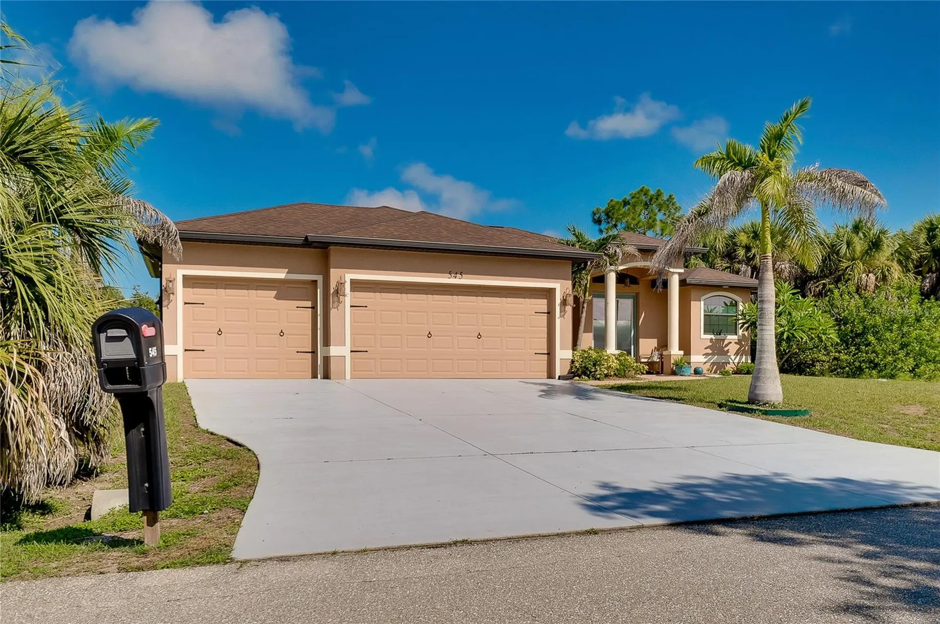 545 Pembroke Drive Port Charlotte FL 33954