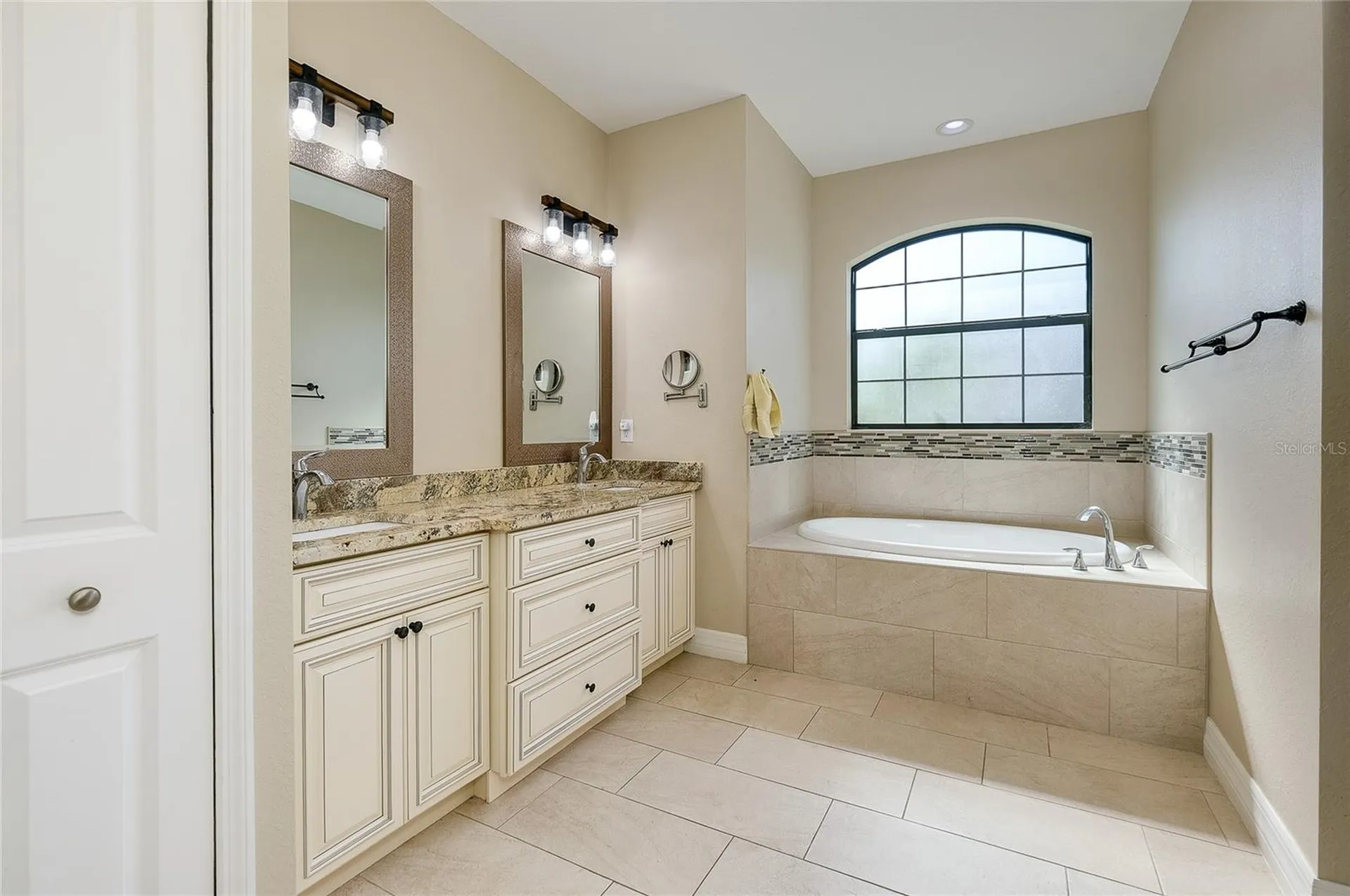545 Pembroke Drive Port Charlotte FL 33954