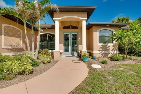 545 Pembroke Drive Port Charlotte FL 33954