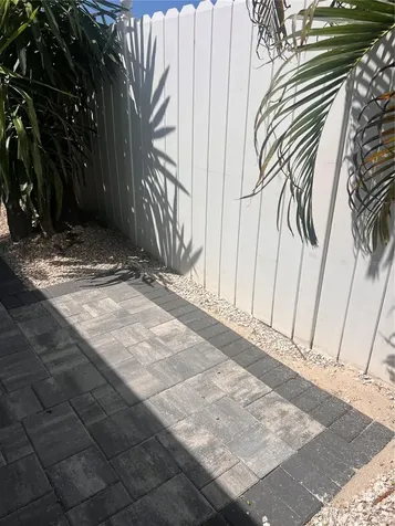 40 82nd Avenue St Petersburg FL 33706