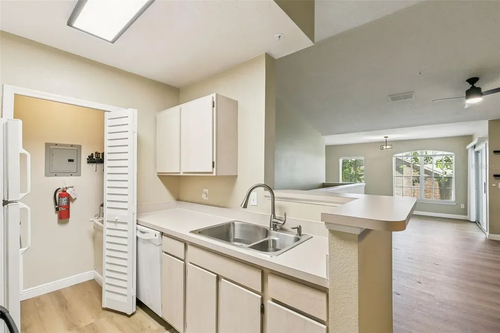 4316 S Kirkman Road Orlando FL 32811