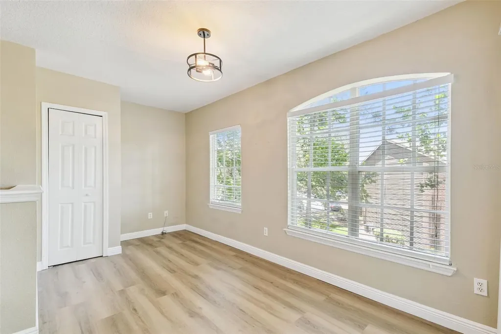 4316 S Kirkman Road Orlando FL 32811