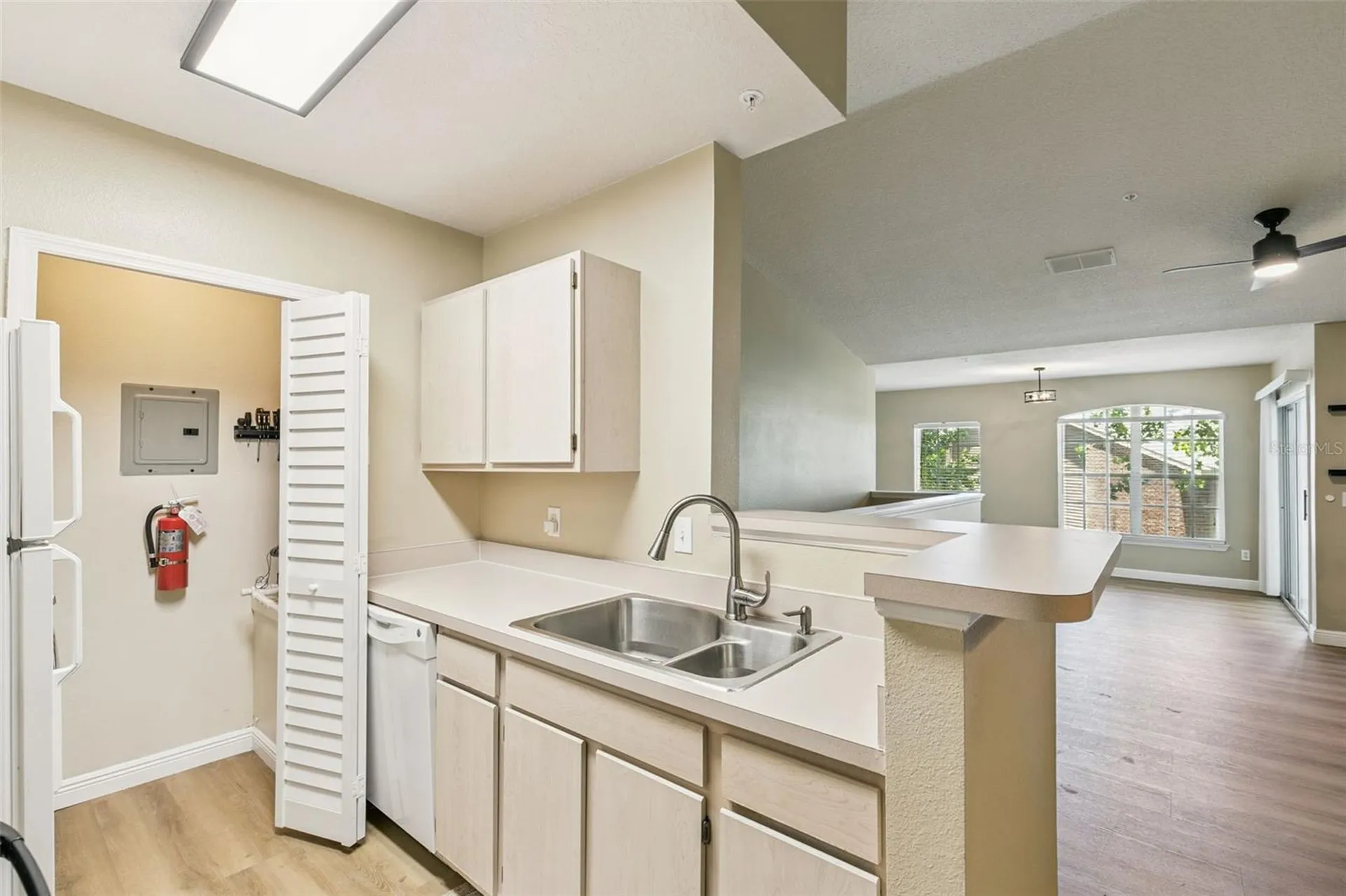 4316 S Kirkman Road Orlando FL 32811