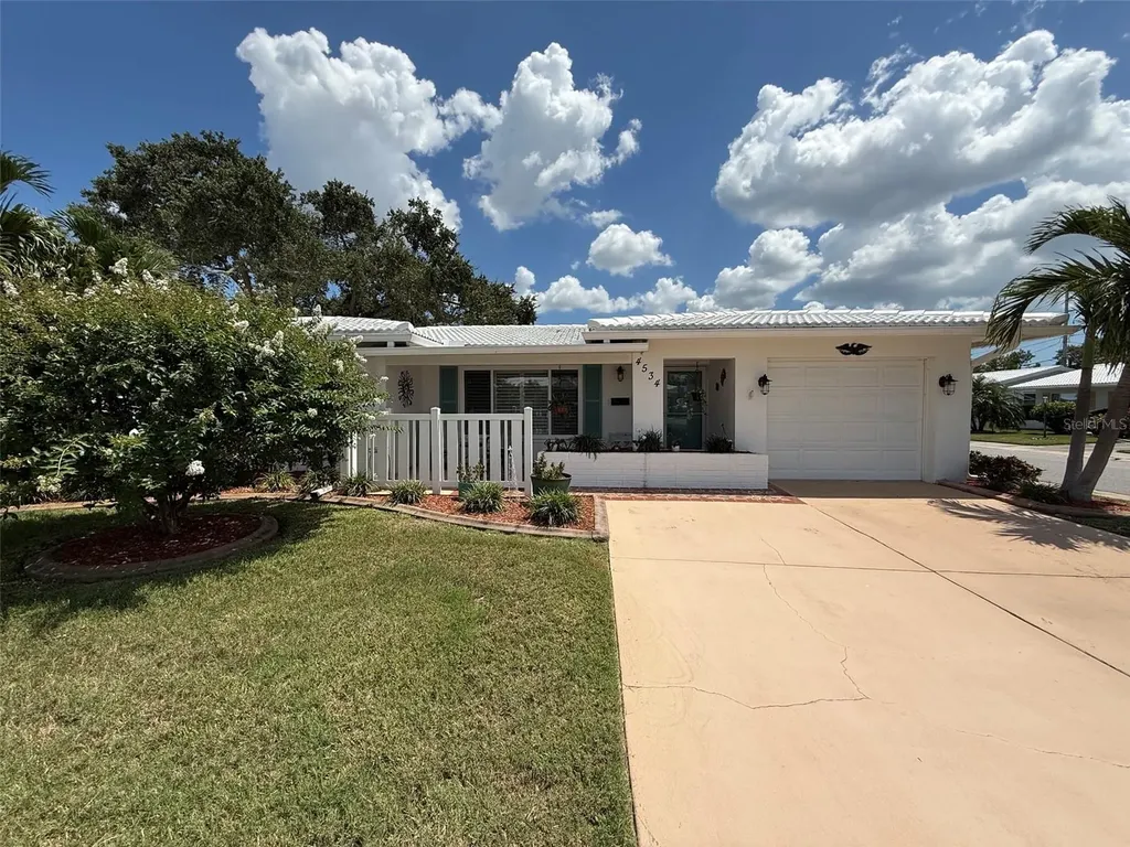 4534 101st Avenue N Pinellas Park FL 33782