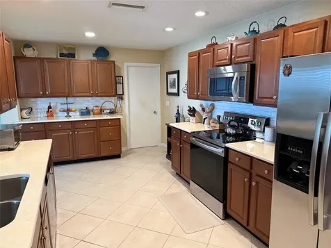 4534 101st Avenue N Pinellas Park FL 33782