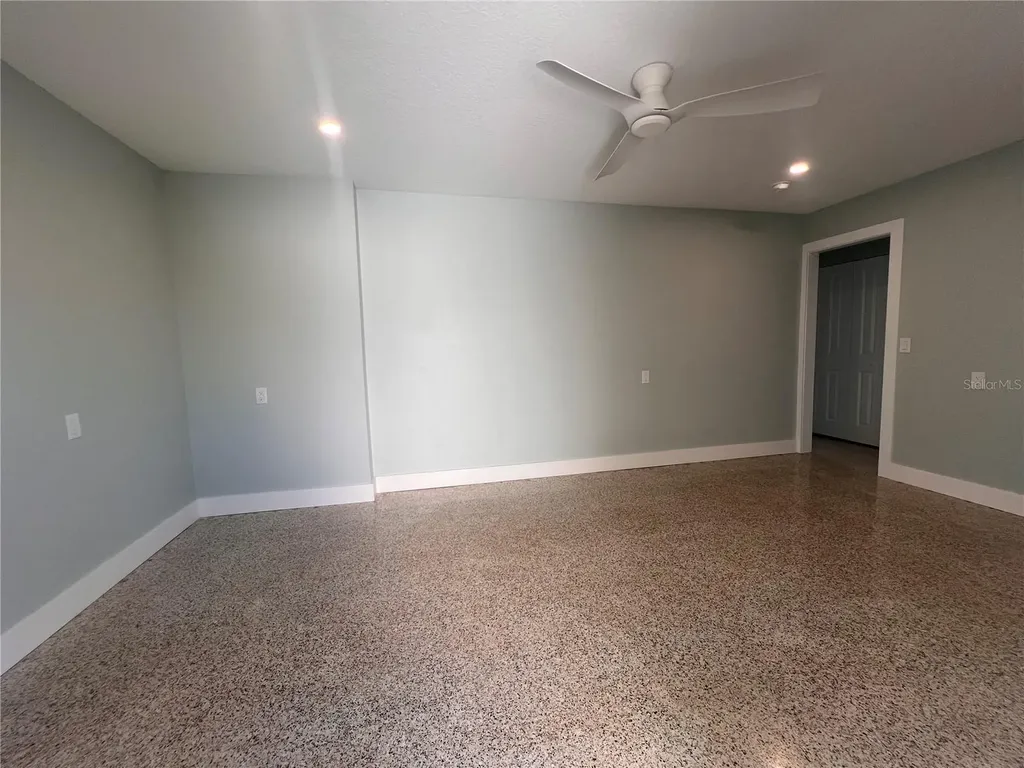 40 82nd Avenue St Petersburg FL 33706