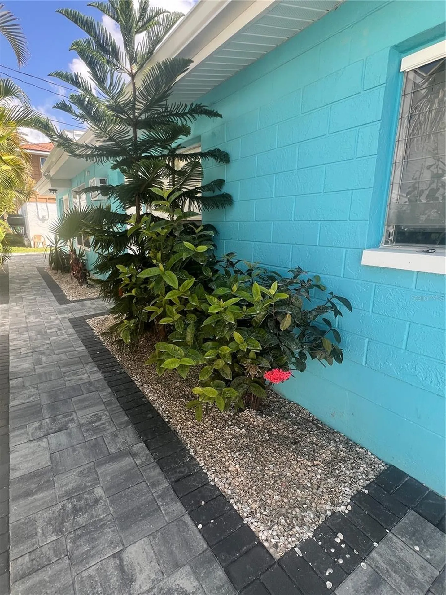 40 82nd Avenue St Petersburg FL 33706