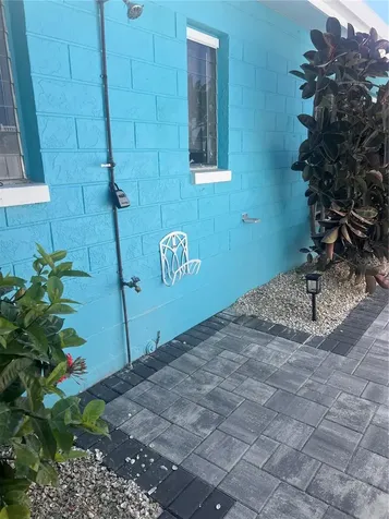 40 82nd Avenue St Petersburg FL 33706