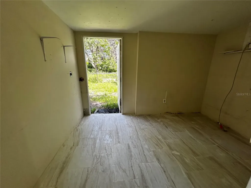 708 E Seneca Avenue Tampa FL 33612