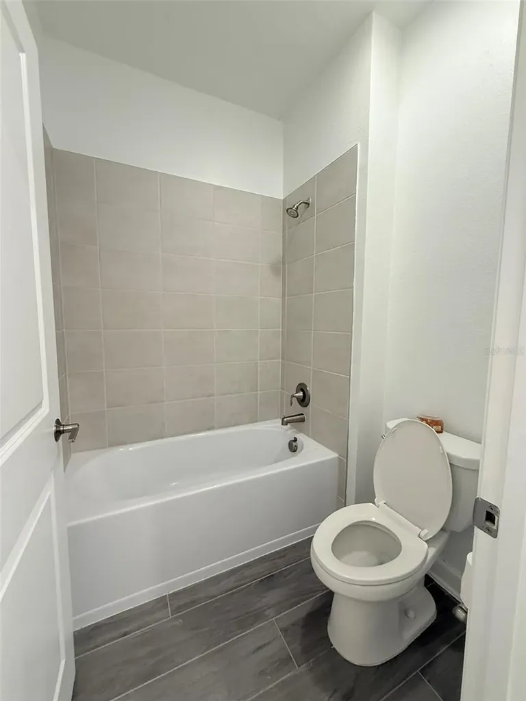 2410 Relaxing Lane Kissimmee FL 34744