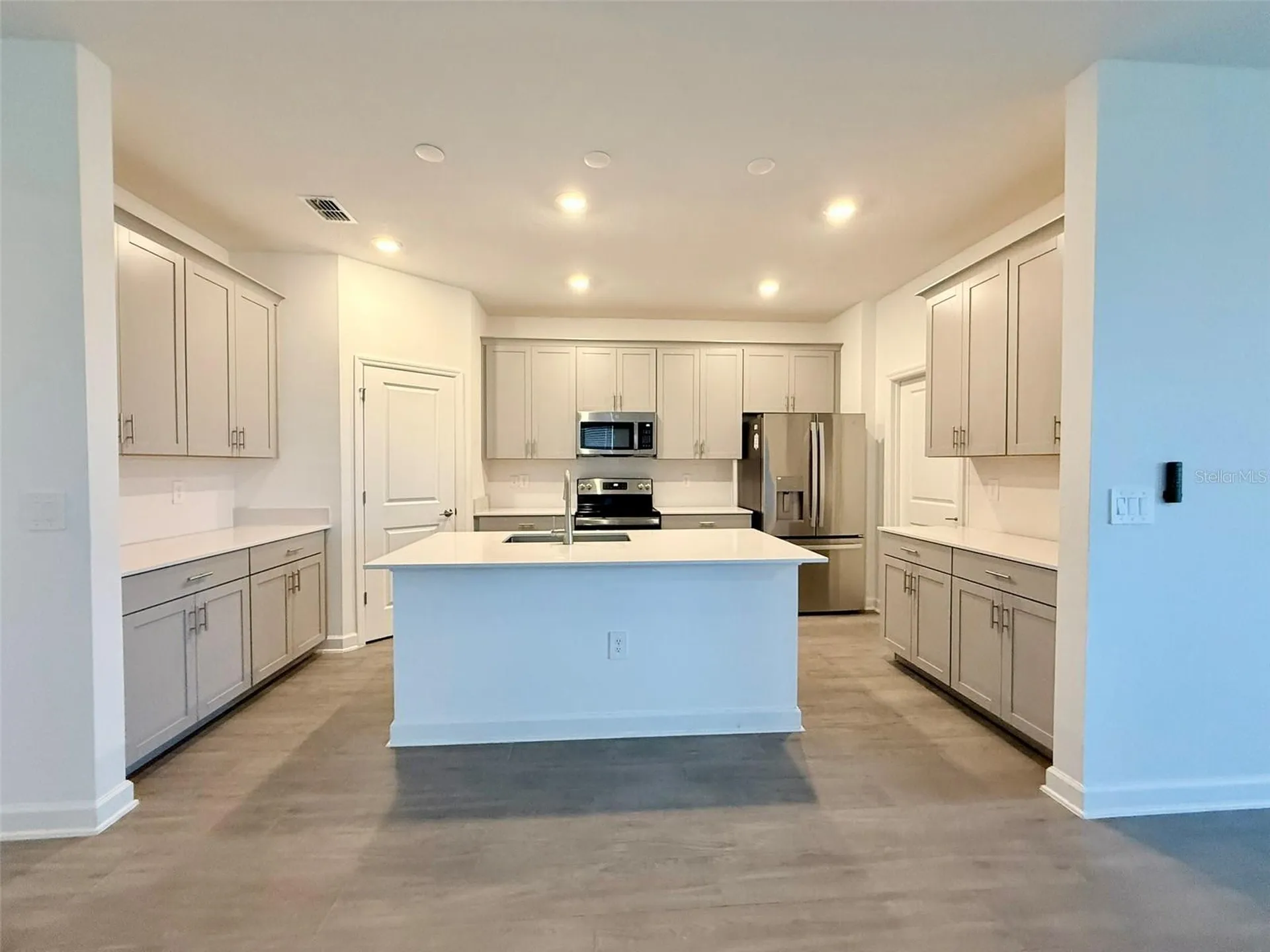 2410 Relaxing Lane Kissimmee FL 34744