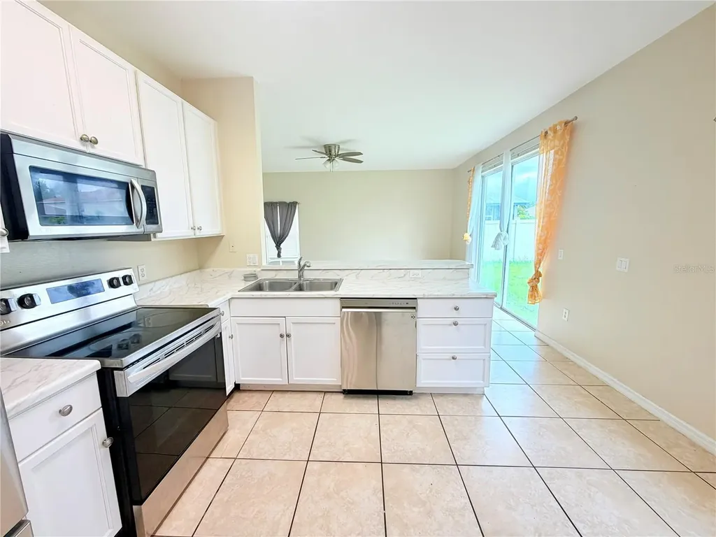 4208 Lugano Court Kissimmee FL 34746