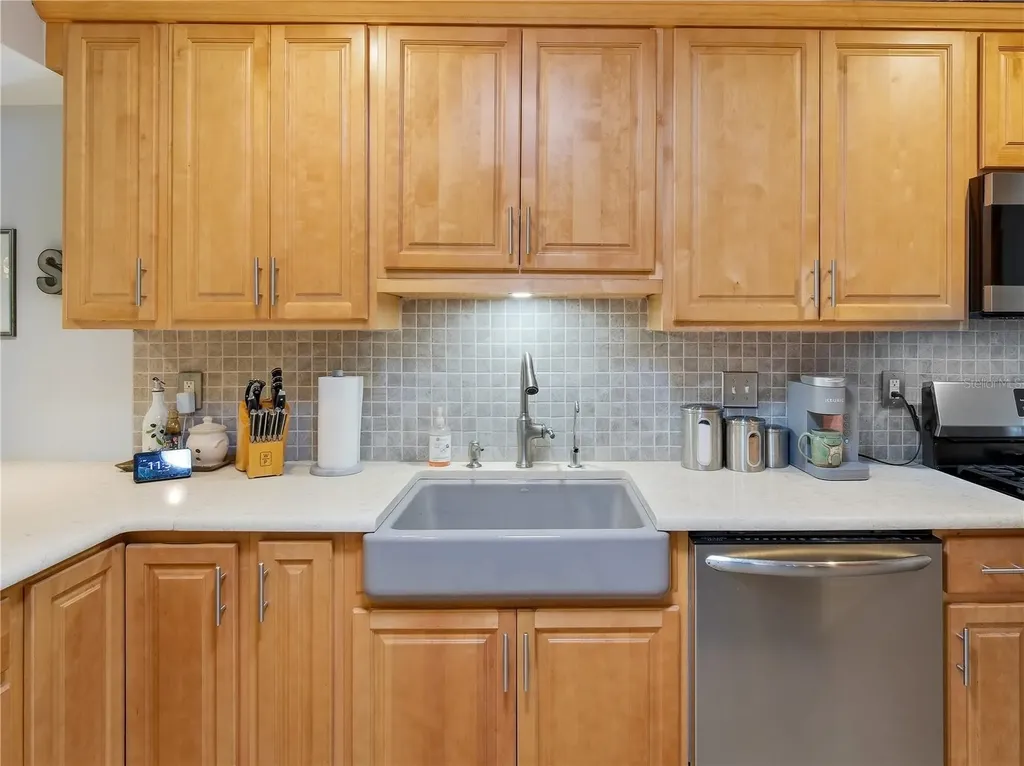 218 Canterbury Circle New Smyrna Beach FL 32168