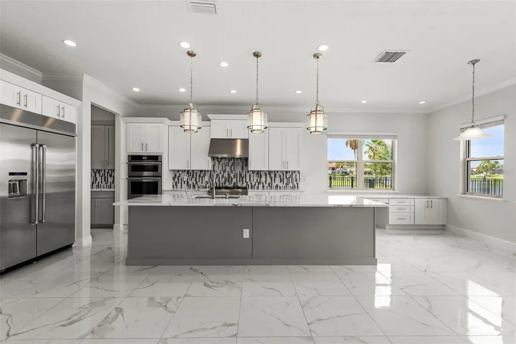 10511 Royal Cypress Way Orlando FL 32836