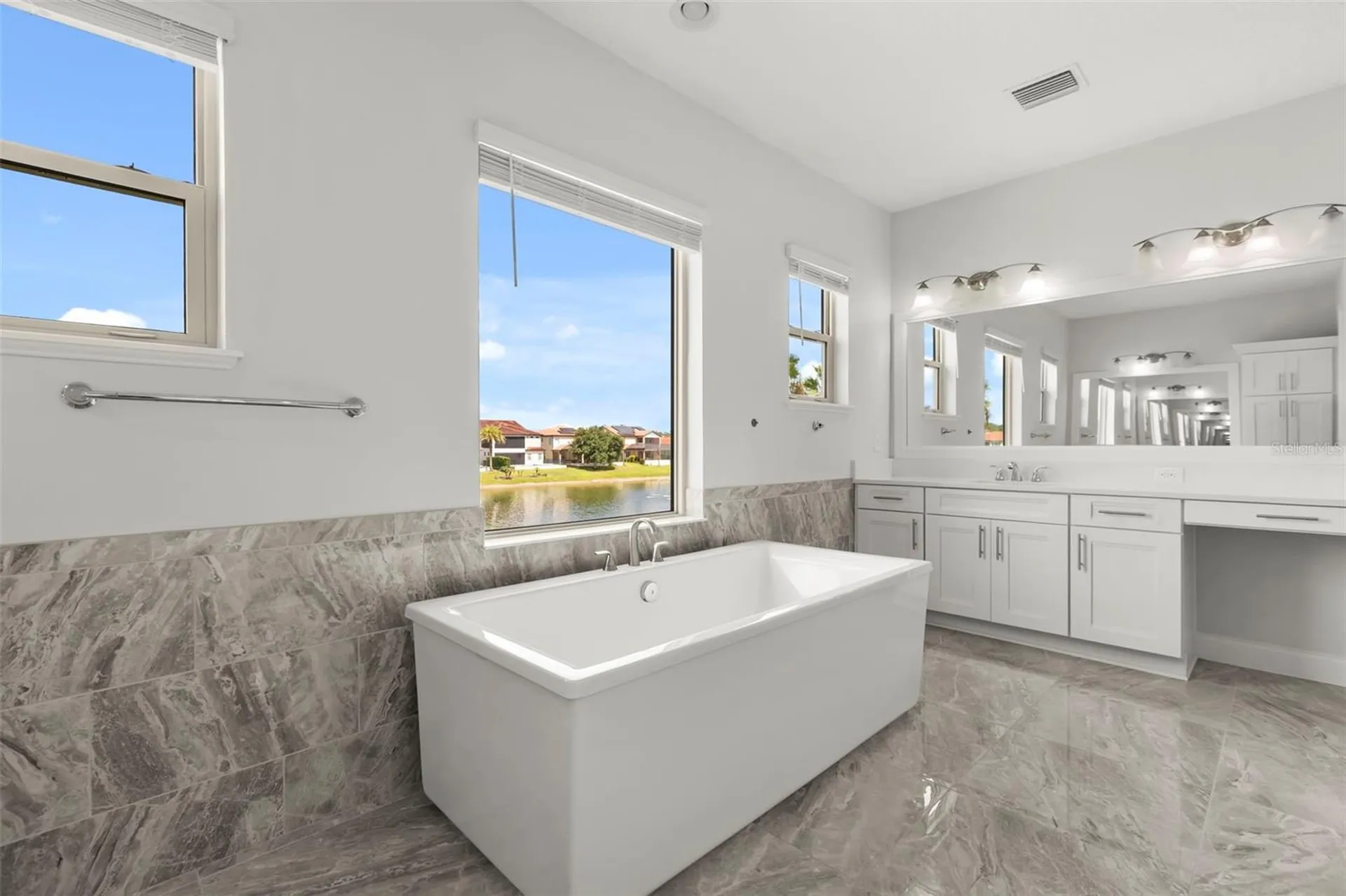 10511 Royal Cypress Way Orlando FL 32836