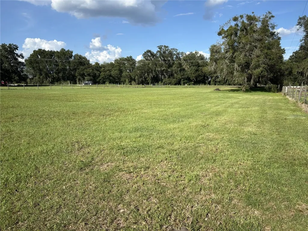 Old Lakeland Highway Dade City FL 33525