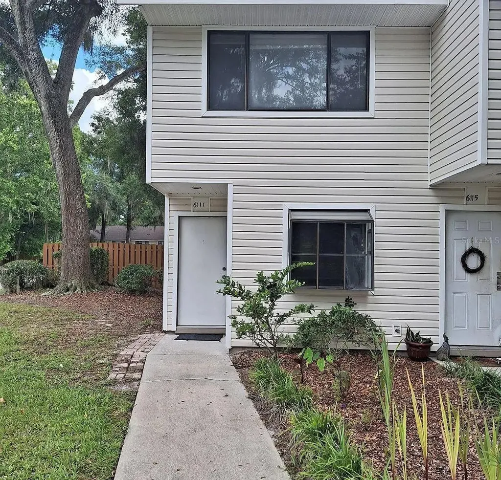 6111 SW 8th Place Gainesville FL 32607