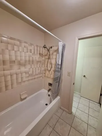 6111 SW 8th Place Gainesville FL 32607