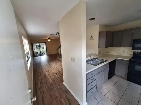 6111 SW 8th Place Gainesville FL 32607