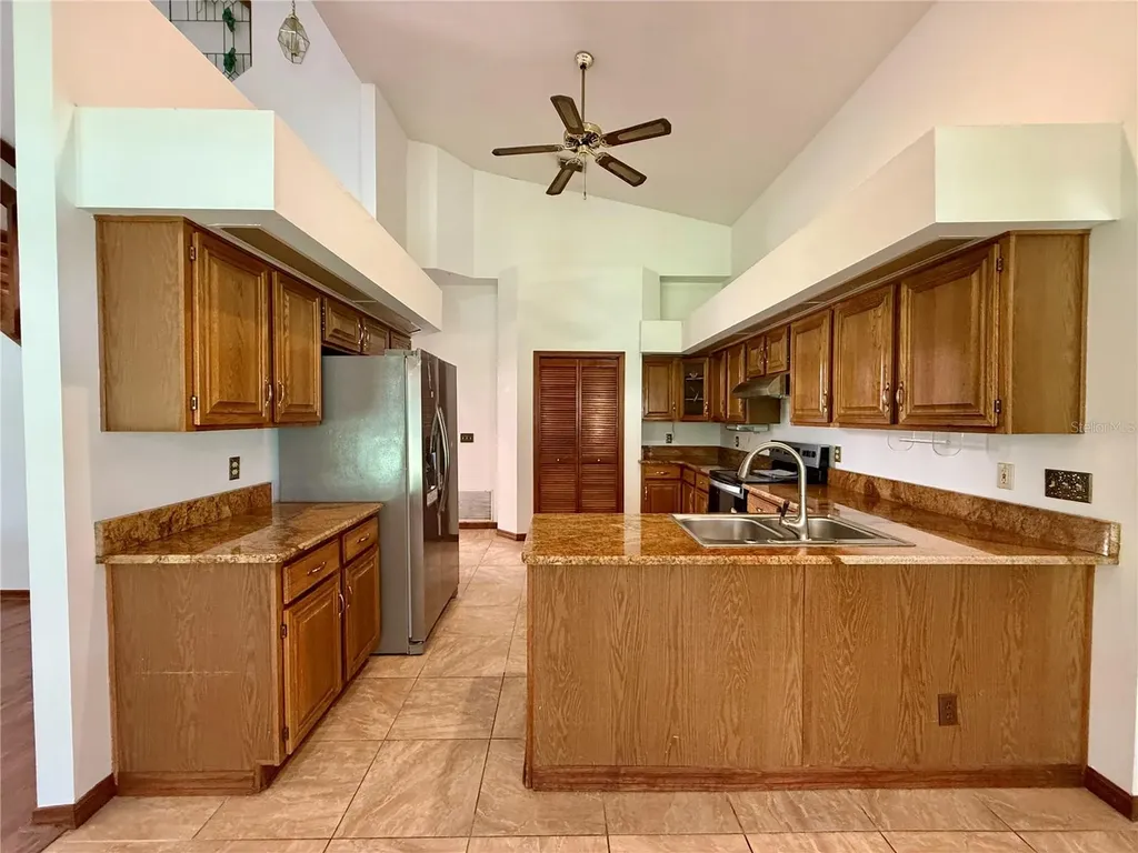124 Estates Circle Lake Mary FL 32746