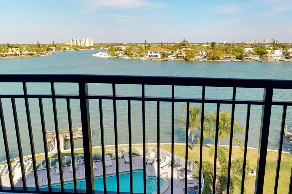 10315 Gulf Boulevard Treasure Island FL 33706