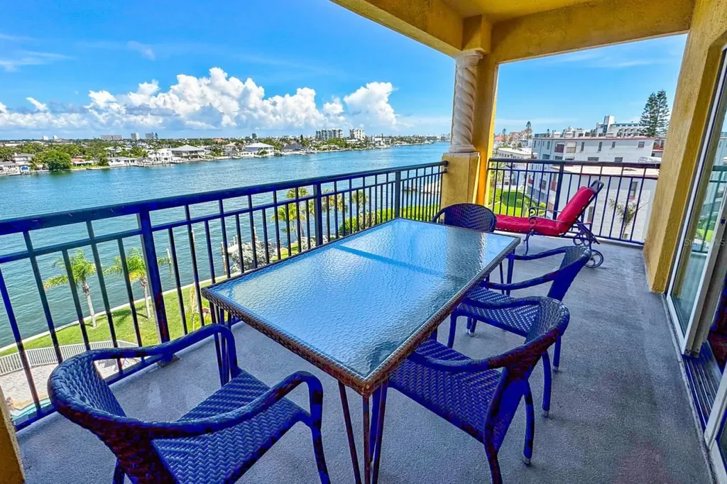 10315 Gulf Boulevard Treasure Island FL 33706