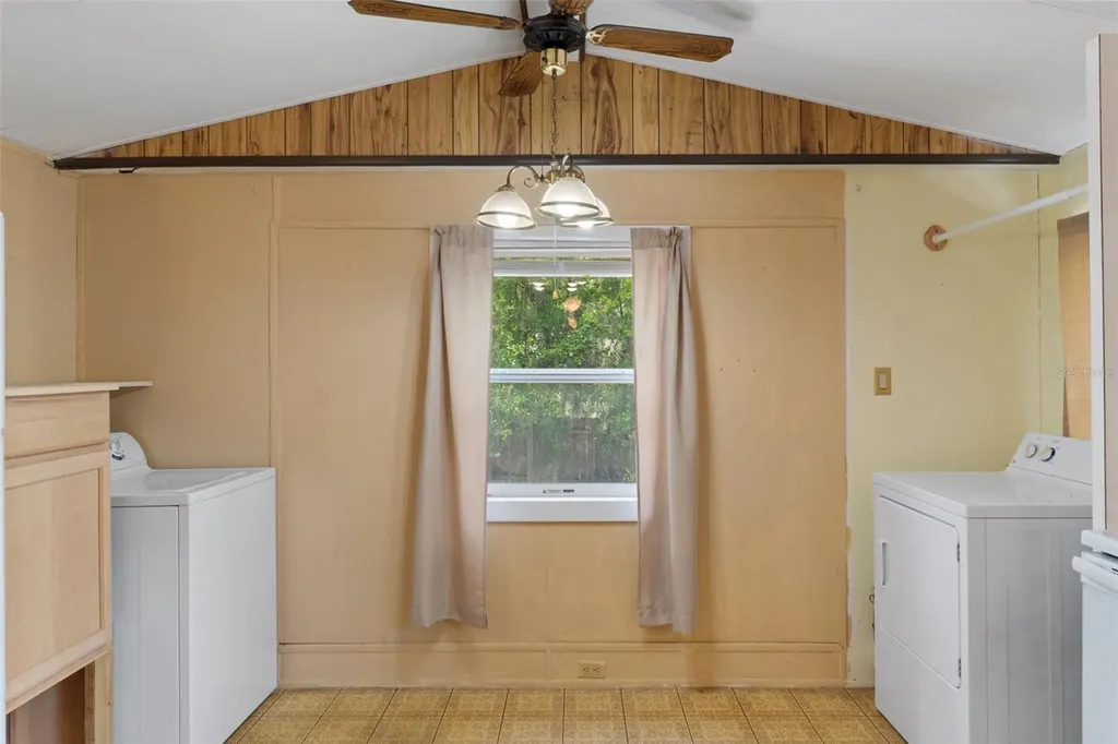 6463 W Park Drive Homosassa FL 34446