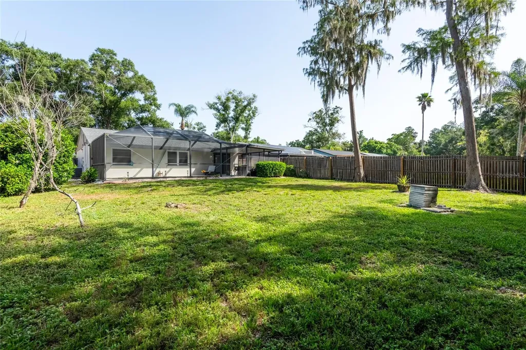 2712 Cedaridge Drive Tampa FL 33618