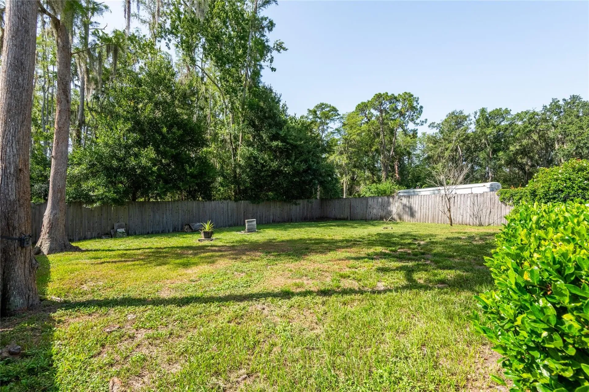 2712 Cedaridge Drive Tampa FL 33618
