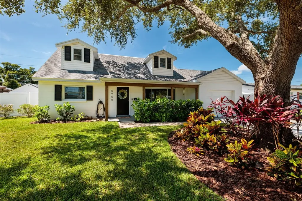 5950 35th Avenue N St Petersburg FL 33710