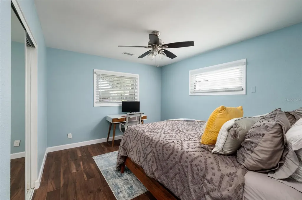 5950 35th Avenue N St Petersburg FL 33710
